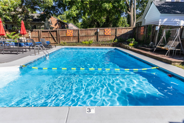 Blacks Burg Bed & Breakfast Guest Amenities Pool
