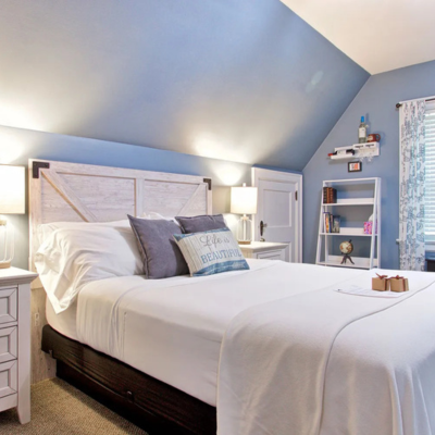 Blacks Burg Bed & Breakfast Blue Ridge Queen Bed